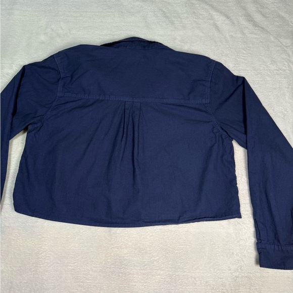 Universal Thread Blue Blouse Relaxed Fit Lightweight - Picture 6 of 6